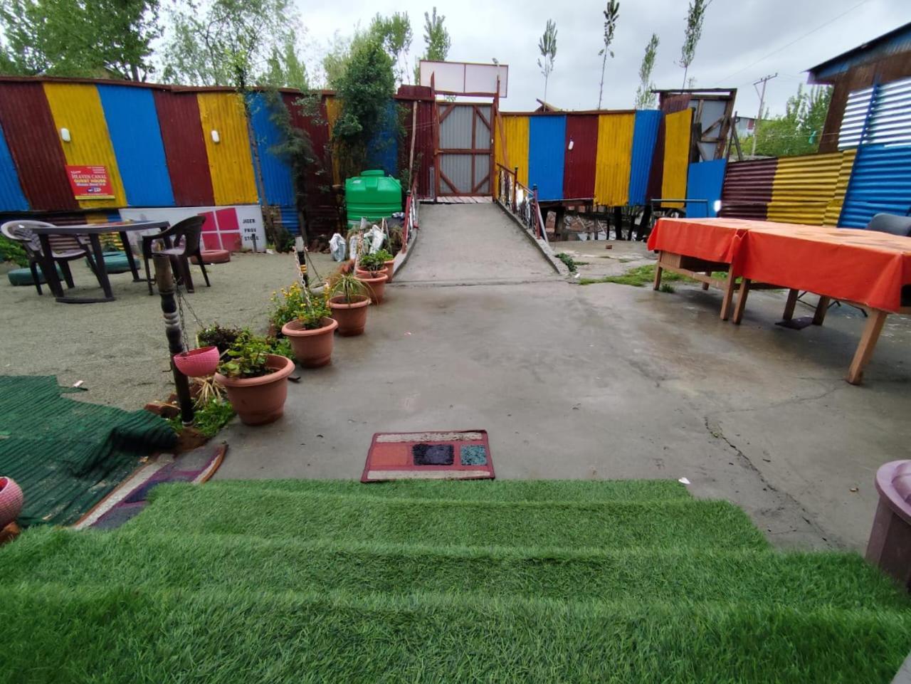 Hotel New Heaven Canal Srīnagar المظهر الخارجي الصورة