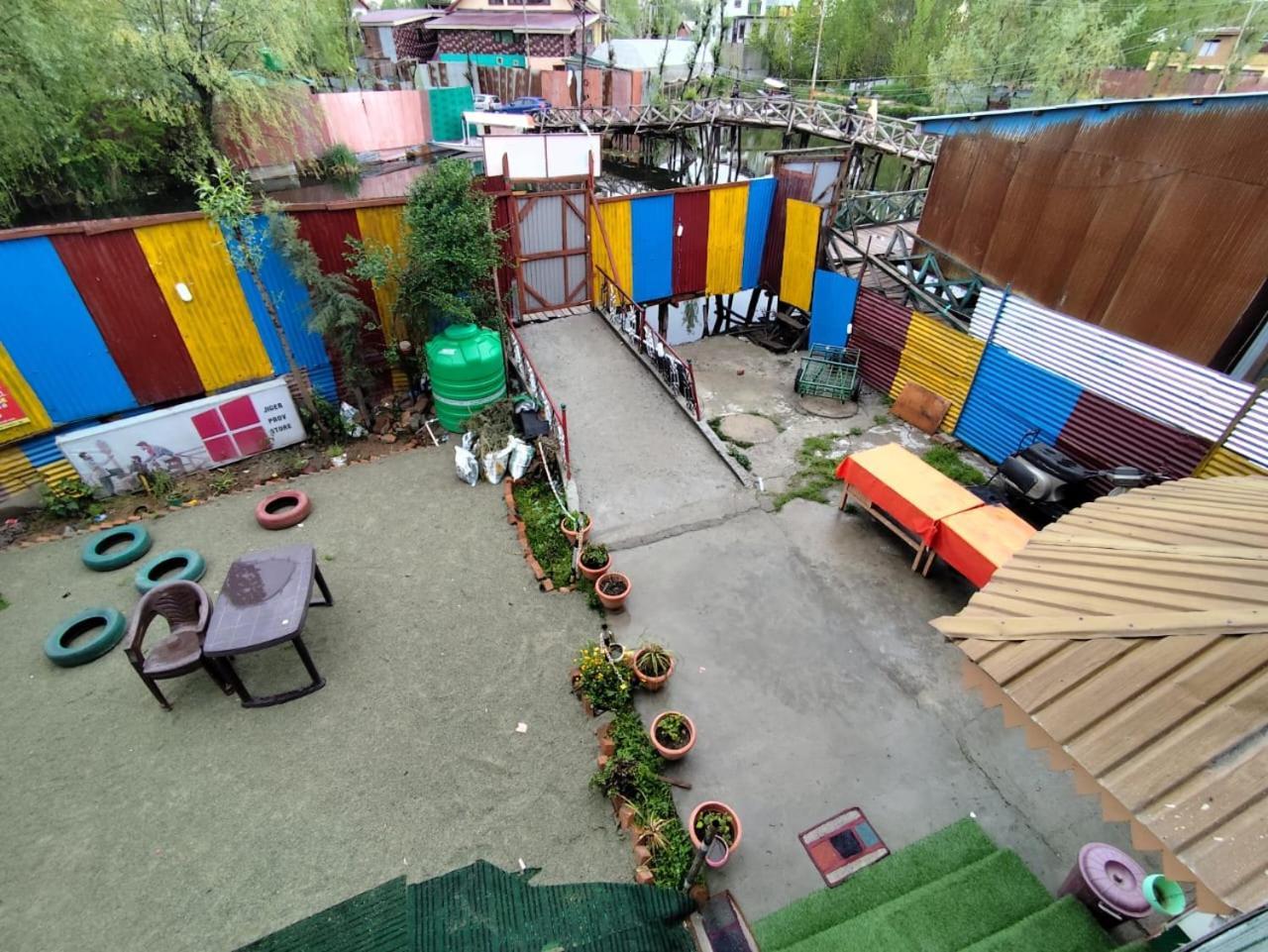 Hotel New Heaven Canal Srīnagar المظهر الخارجي الصورة