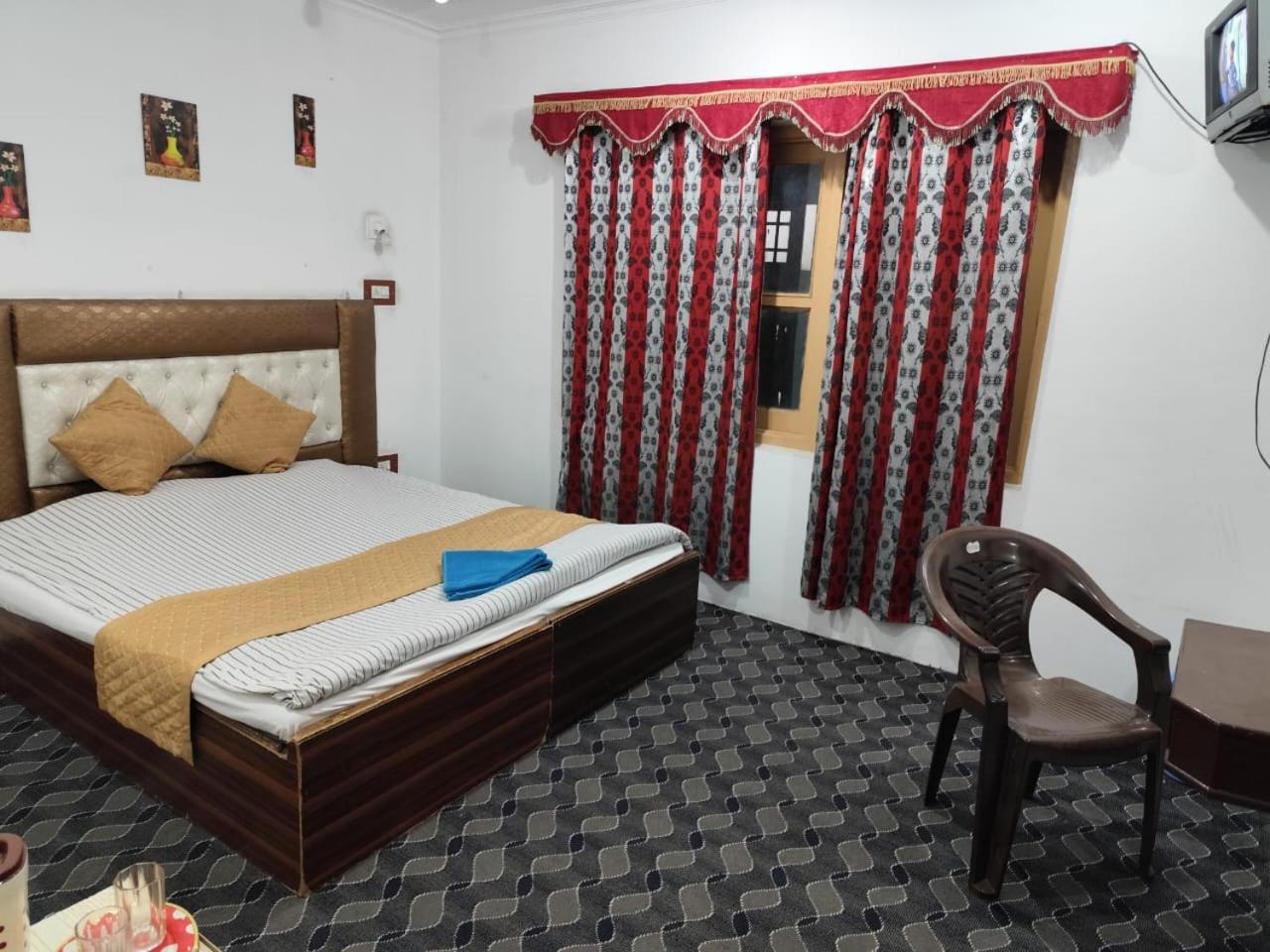 Hotel New Heaven Canal Srīnagar المظهر الخارجي الصورة
