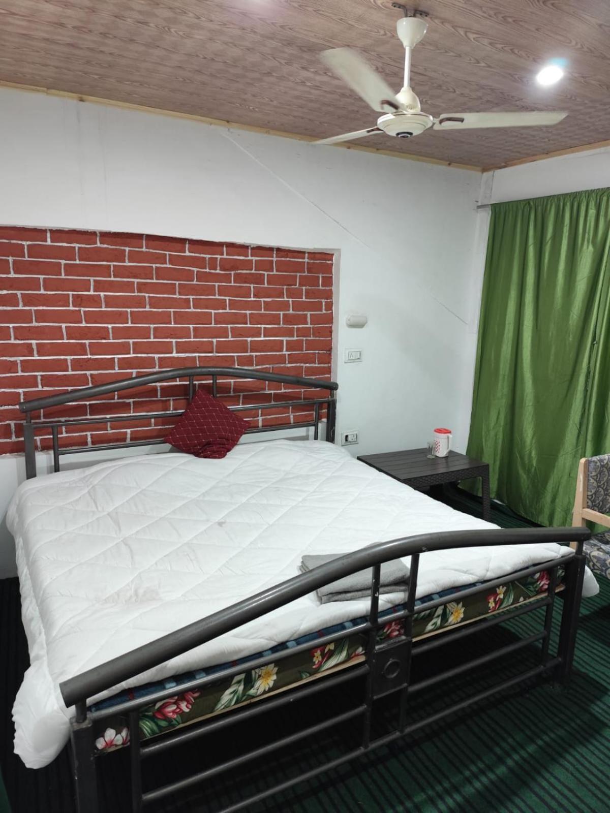Hotel New Heaven Canal Srīnagar المظهر الخارجي الصورة