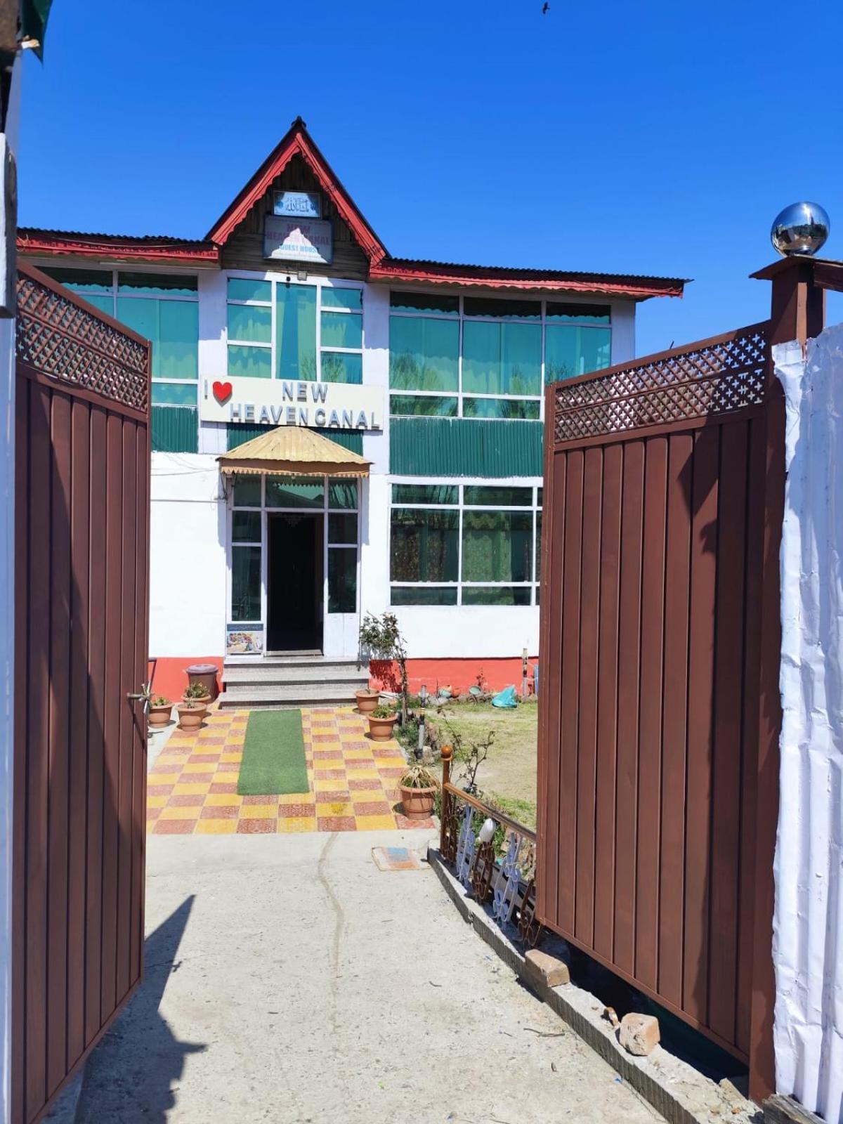 Hotel New Heaven Canal Srīnagar المظهر الخارجي الصورة